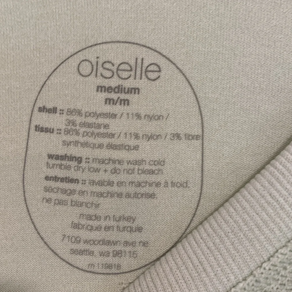 Oiselle Flyte Seamless Long Sleeve Top Thumbholes Medium Mint Running Wicking - Picture 8 of 8